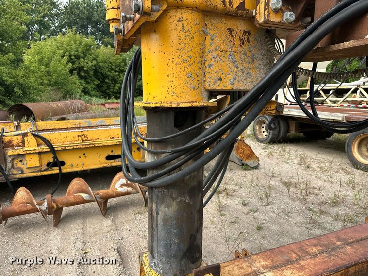 image for item DT6360 Gomaco PS60 placer spreader