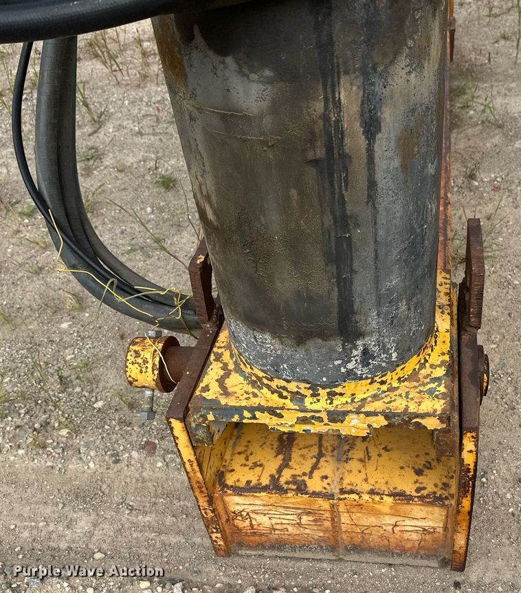 image for item DT6360 Gomaco PS60 placer spreader