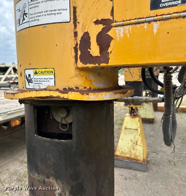 image for item DT6360 Gomaco PS60 placer spreader