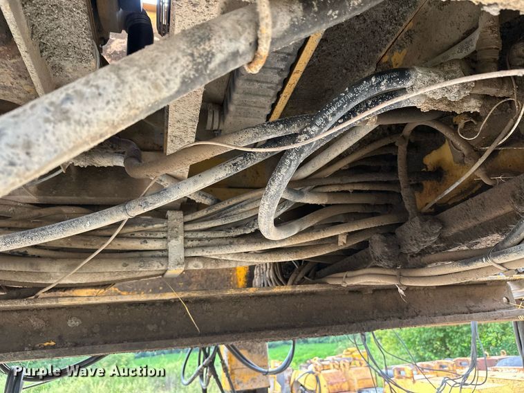 image for item DT6360 Gomaco PS60 placer spreader