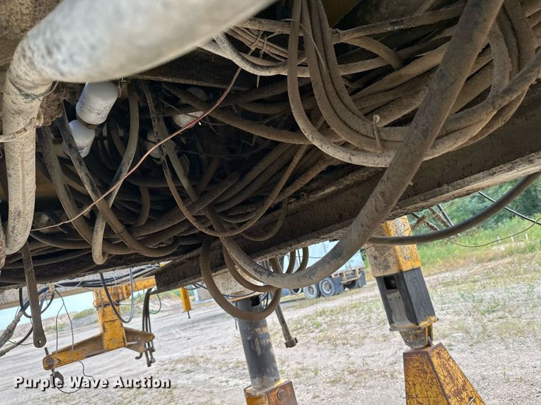 image for item DT6360 Gomaco PS60 placer spreader