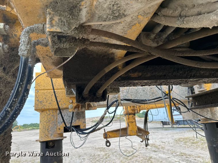 image for item DT6360 Gomaco PS60 placer spreader