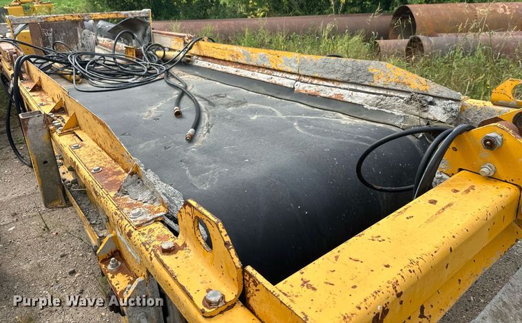 image for item DT6360 Gomaco PS60 placer spreader