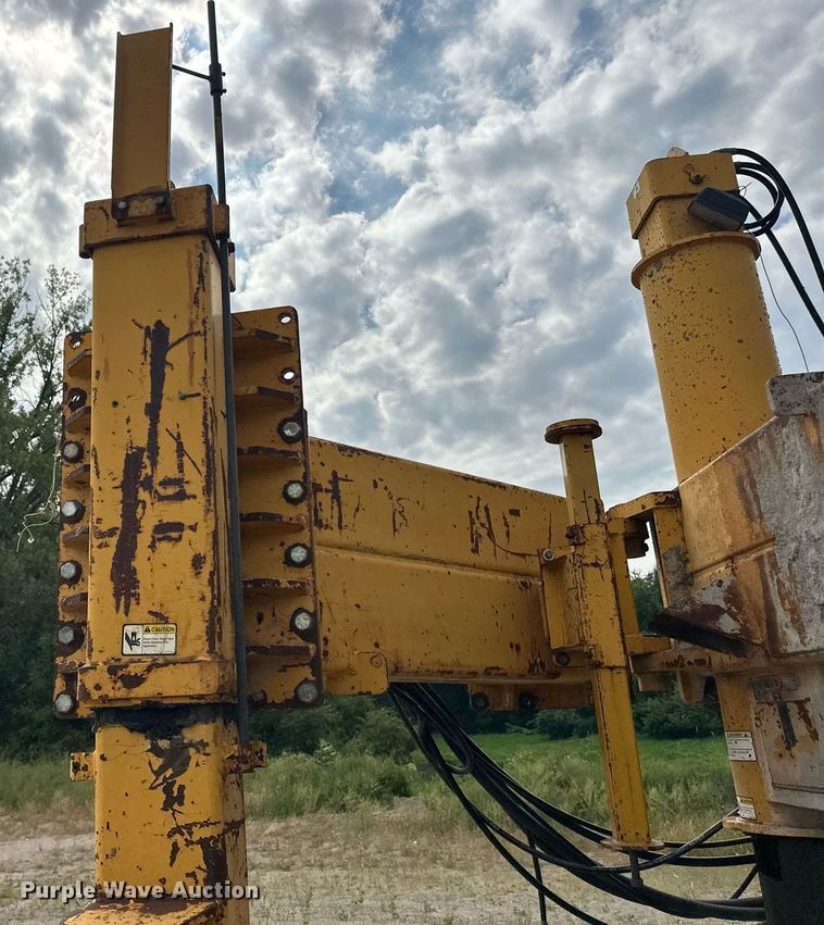 image for item DT6360 Gomaco PS60 placer spreader