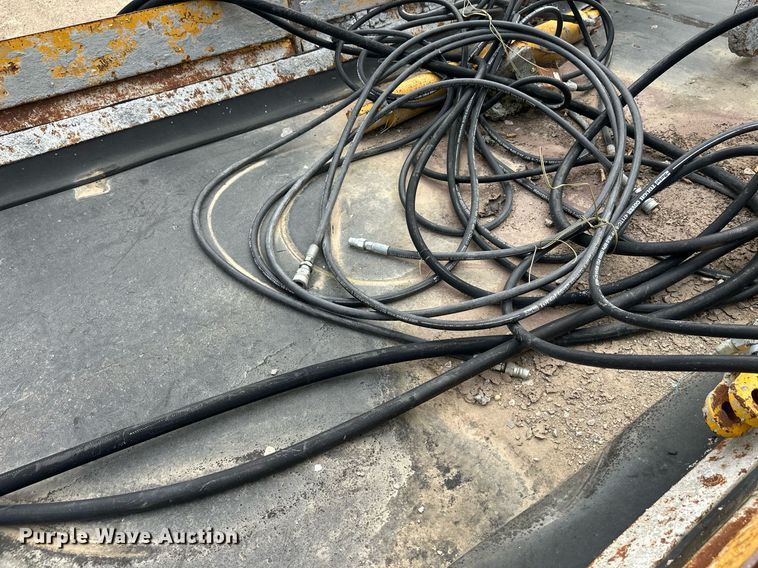 image for item DT6360 Gomaco PS60 placer spreader