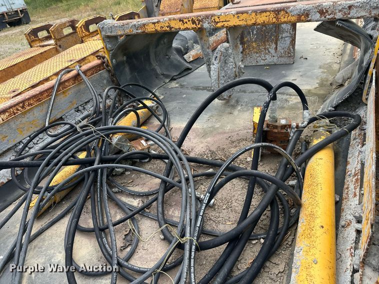 image for item DT6360 Gomaco PS60 placer spreader