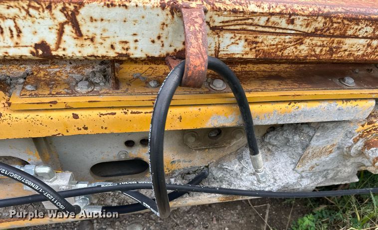 image for item DT6360 Gomaco PS60 placer spreader