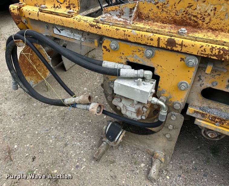 image for item DT6360 Gomaco PS60 placer spreader