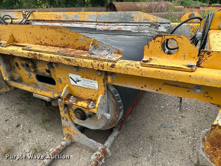 image for item DT6360 Gomaco PS60 placer spreader