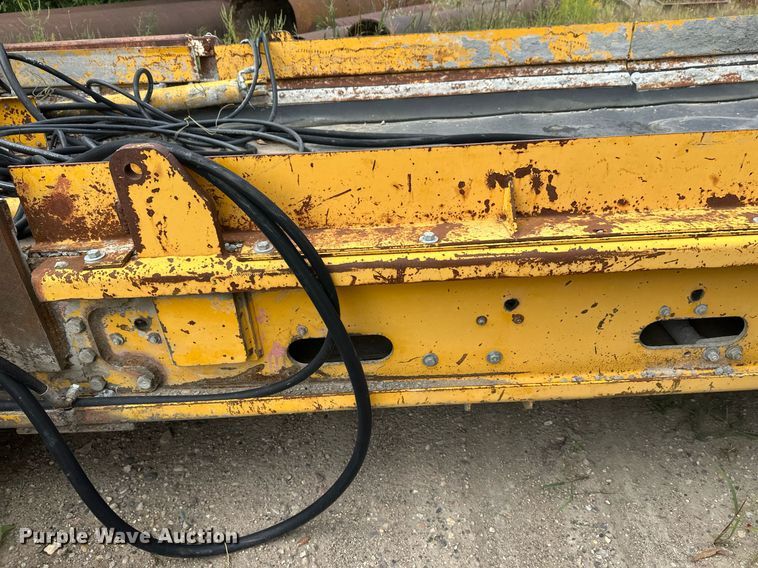 image for item DT6360 Gomaco PS60 placer spreader