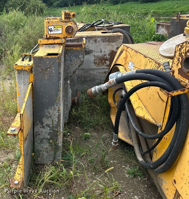 image for item DT6360 Gomaco PS60 placer spreader