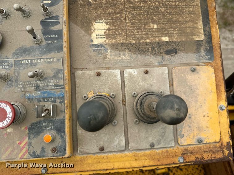 image for item DT6360 Gomaco PS60 placer spreader