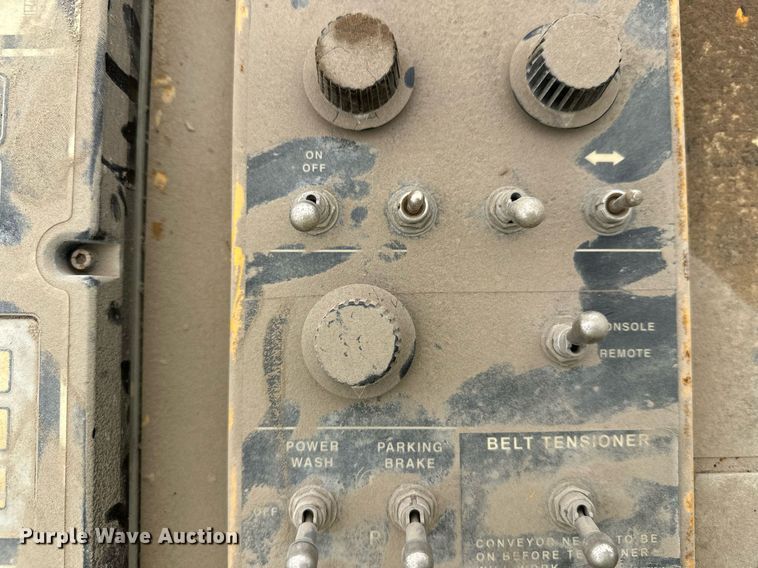 image for item DT6360 Gomaco PS60 placer spreader