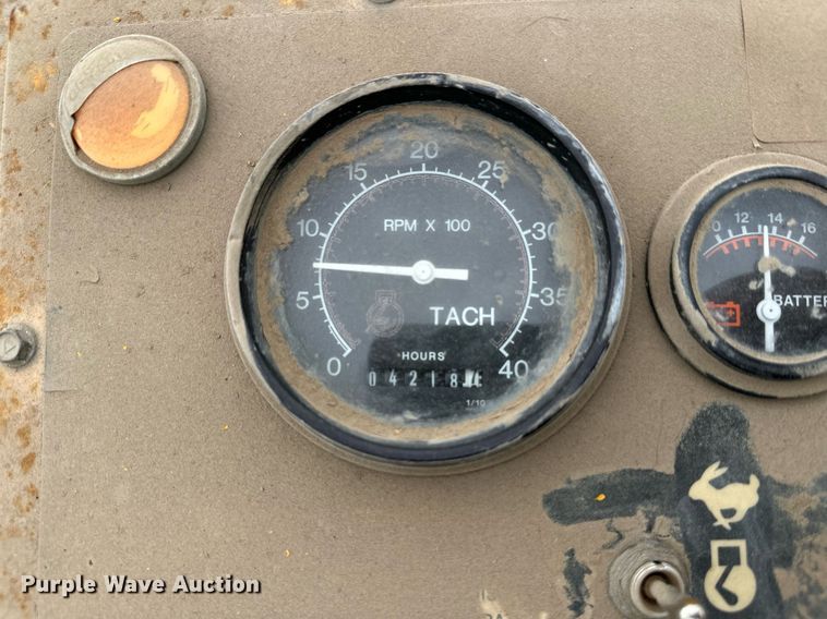 image for item DT6360 Gomaco PS60 placer spreader