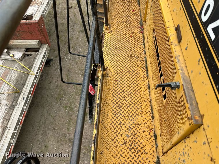 image for item DT6360 Gomaco PS60 placer spreader