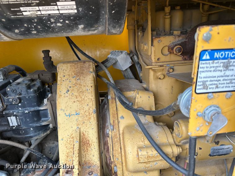 image for item DT6360 Gomaco PS60 placer spreader