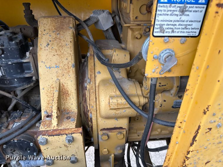 image for item DT6360 Gomaco PS60 placer spreader