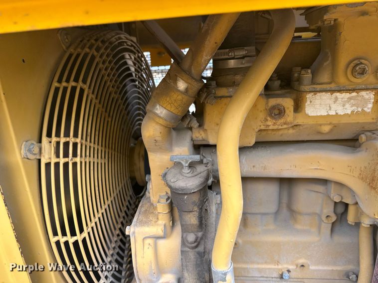 image for item DT6360 Gomaco PS60 placer spreader