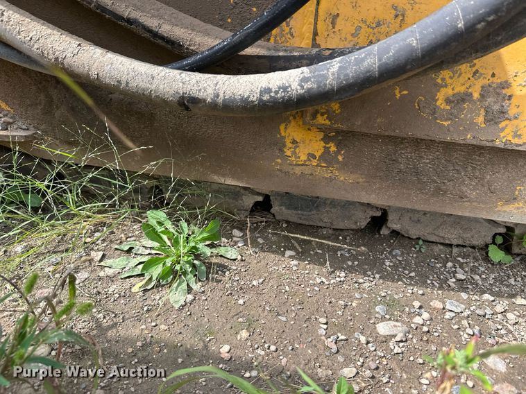 image for item DT6360 Gomaco PS60 placer spreader