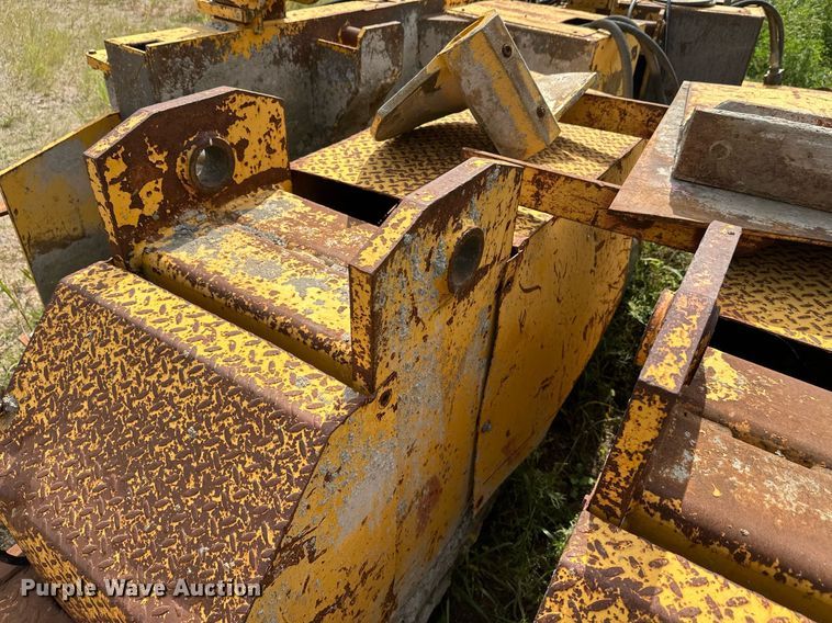 image for item DT6360 Gomaco PS60 placer spreader