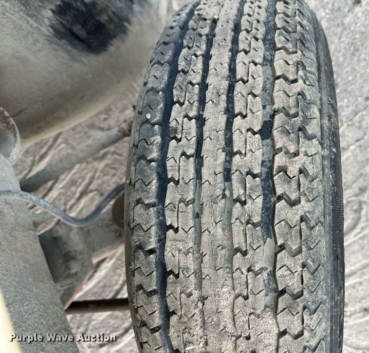 image for item DT6364 Broce RJ350 broom