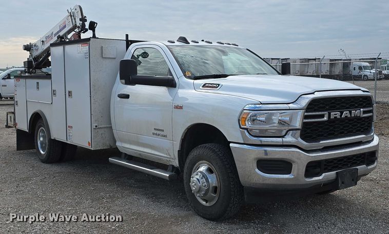 image for item DT6907 2022 RAM 3500  utility bed pickup truck