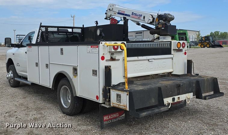 image for item DT6907 2022 RAM 3500  utility bed pickup truck