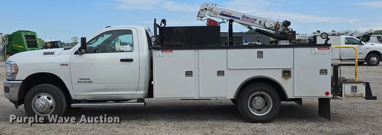 image for item DT6907 2022 RAM 3500  utility bed pickup truck