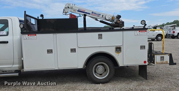 image for item DT6907 2022 RAM 3500  utility bed pickup truck