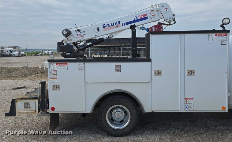 image for item DT6907 2022 RAM 3500  utility bed pickup truck