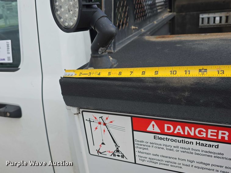 image for item DT6907 2022 RAM 3500  utility bed pickup truck