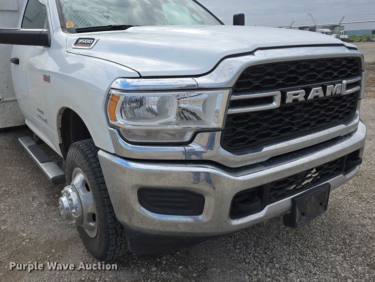 image for item DT6907 2022 RAM 3500  utility bed pickup truck