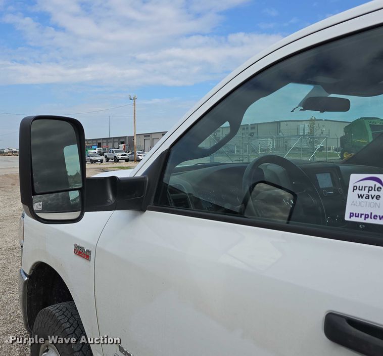 image for item DT6907 2022 RAM 3500  utility bed pickup truck