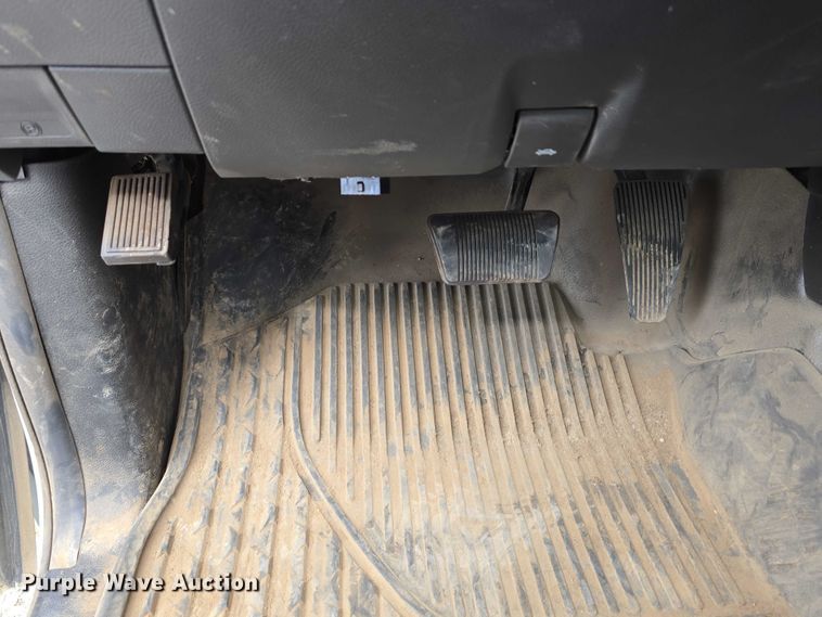 image for item DT6907 2022 RAM 3500  utility bed pickup truck