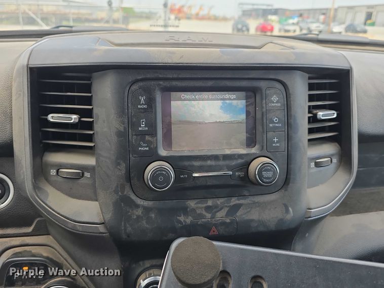 image for item DT6907 2022 RAM 3500  utility bed pickup truck