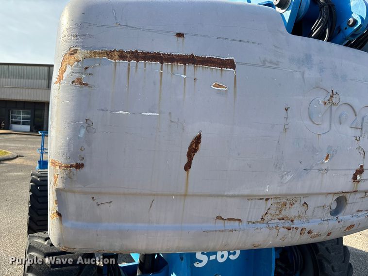 image for item DU1304 2014 Genie S65 boom lift