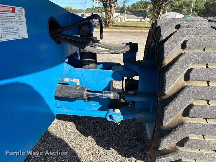 image for item DU1304 2014 Genie S65 boom lift