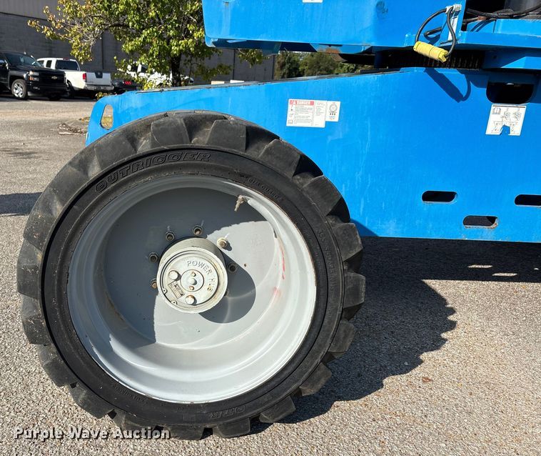 image for item DU1304 2014 Genie S65 boom lift