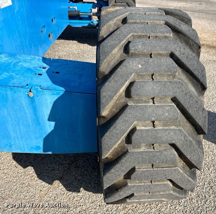 image for item DU1304 2014 Genie S65 boom lift