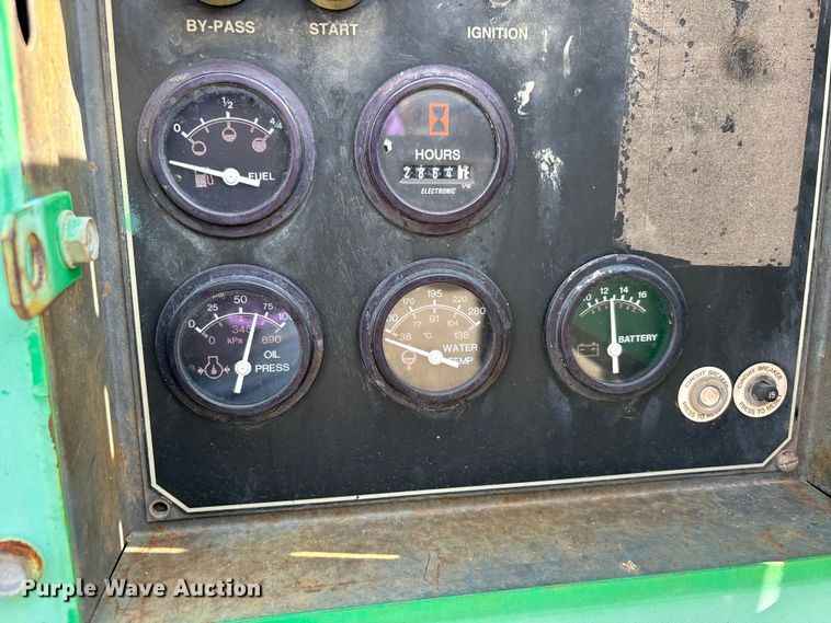 image for item DU1305 1998 Leroy HQ375DCE air compressor