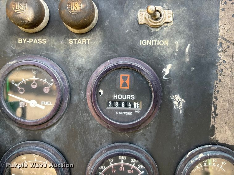 image for item DU1305 1998 Leroy HQ375DCE air compressor