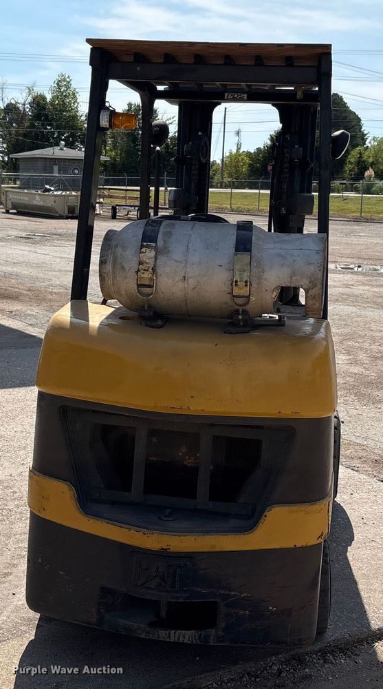 image for item DU1306 Caterpillar C6000 forklift