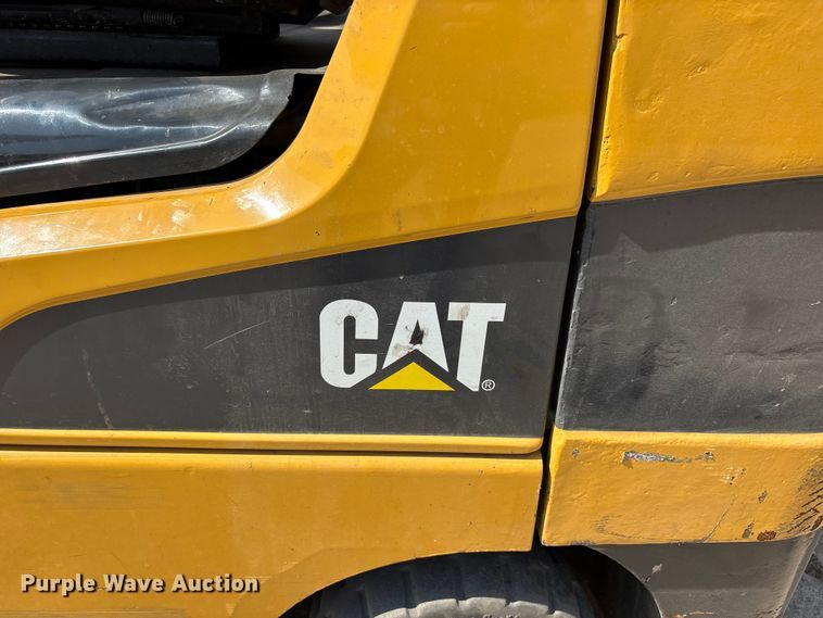 image for item DU1306 Caterpillar C6000 forklift
