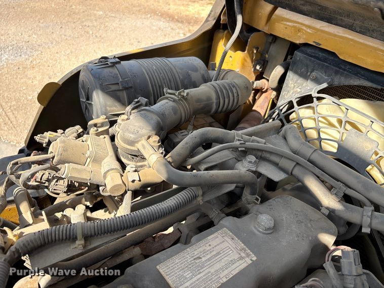 image for item DU1306 Caterpillar C6000 forklift