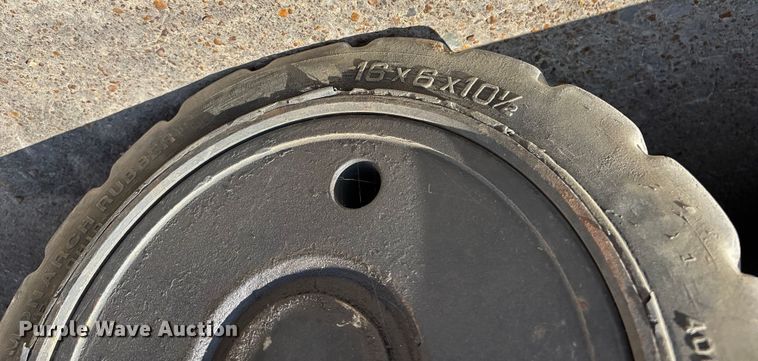 image for item DU1306 Caterpillar C6000 forklift