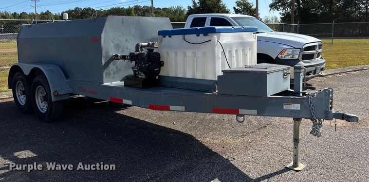 image for item DU1308 2021 O'Neal Trailers JB990 fuel trailer