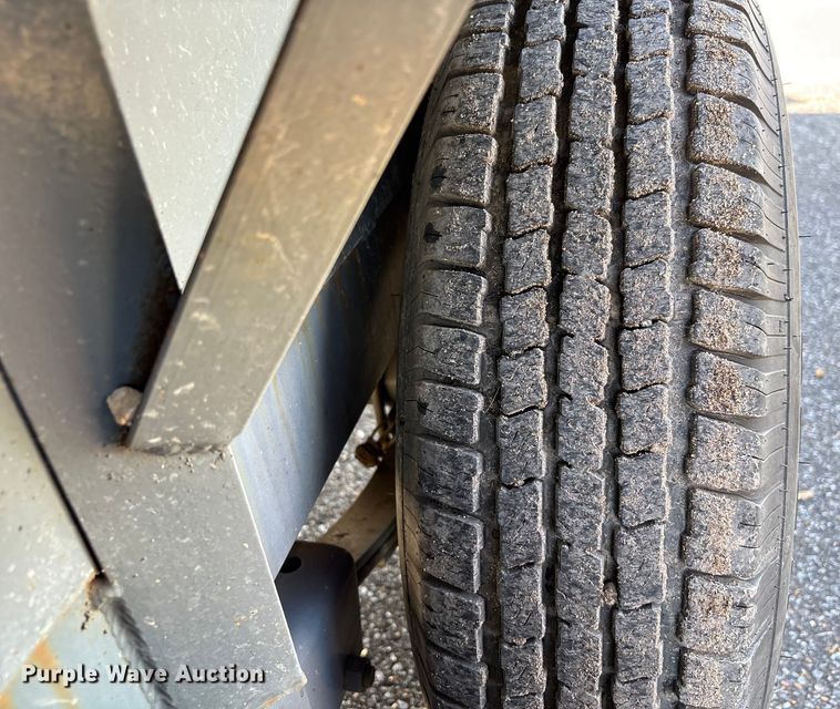 image for item DU1308 2021 O'Neal Trailers JB990 fuel trailer