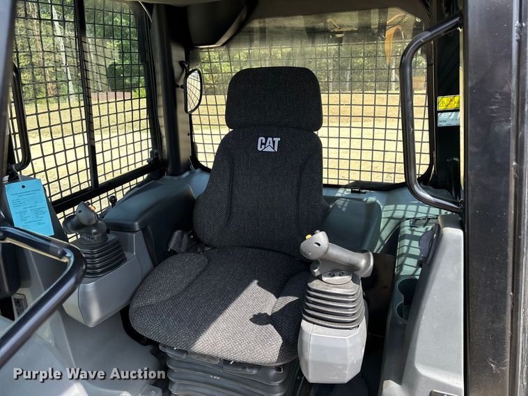 image for item DU1310 2020 Caterpillar D5K2  LGP dozer