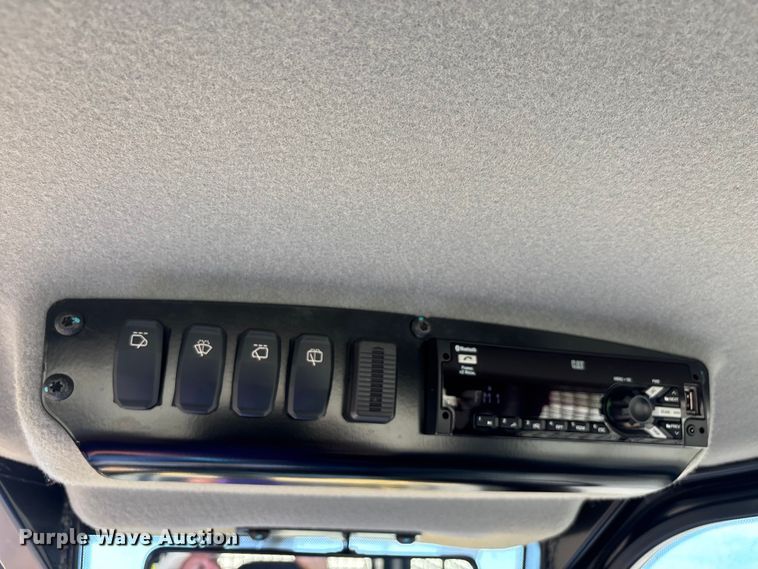 image for item DU1310 2020 Caterpillar D5K2  LGP dozer