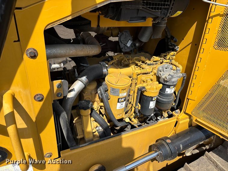 image for item DU1310 2020 Caterpillar D5K2  LGP dozer